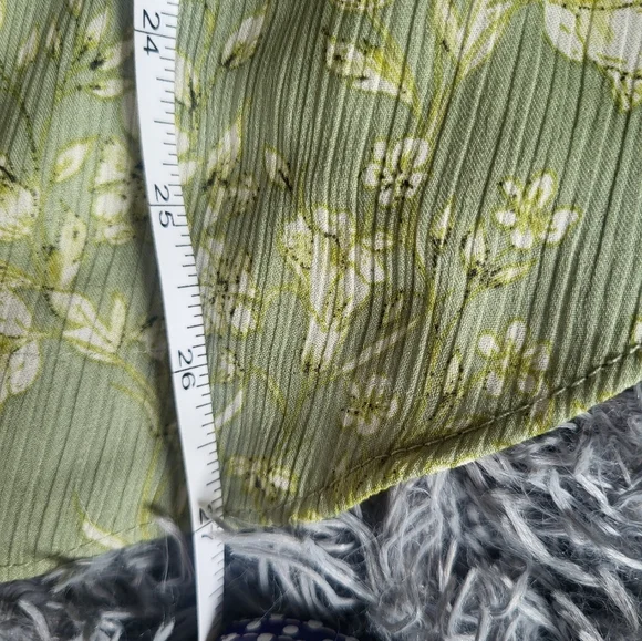 Chaps - Womens Floral Green Gauzy Peasant Blouse - Size L - Picture 8 of 9